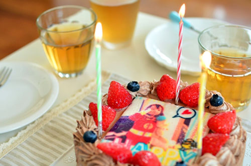 キイチゴのアレルギー対応フォトケーキが子供の誕生日に大人気 Cake Jp
